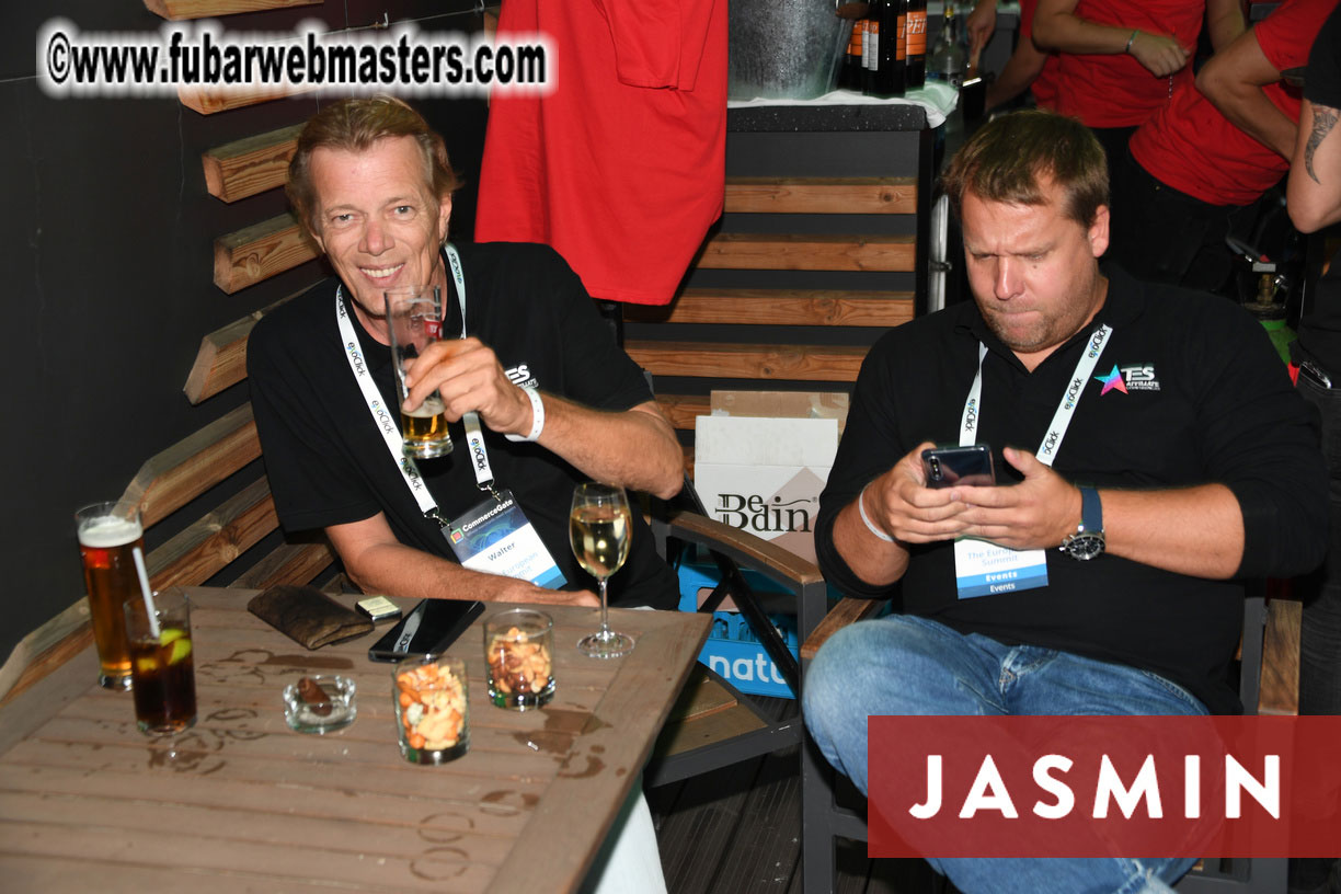 MojoCDN Early Bird Happy Hour