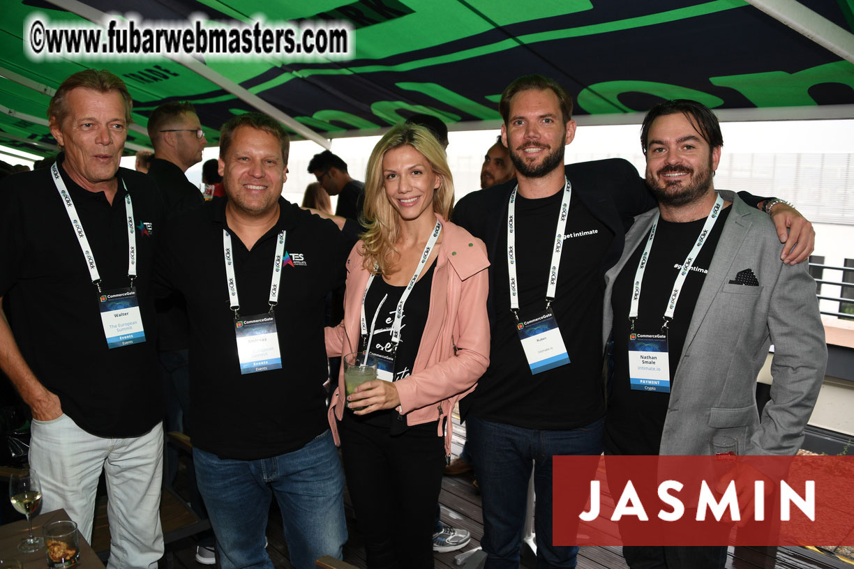 MojoCDN Early Bird Happy Hour