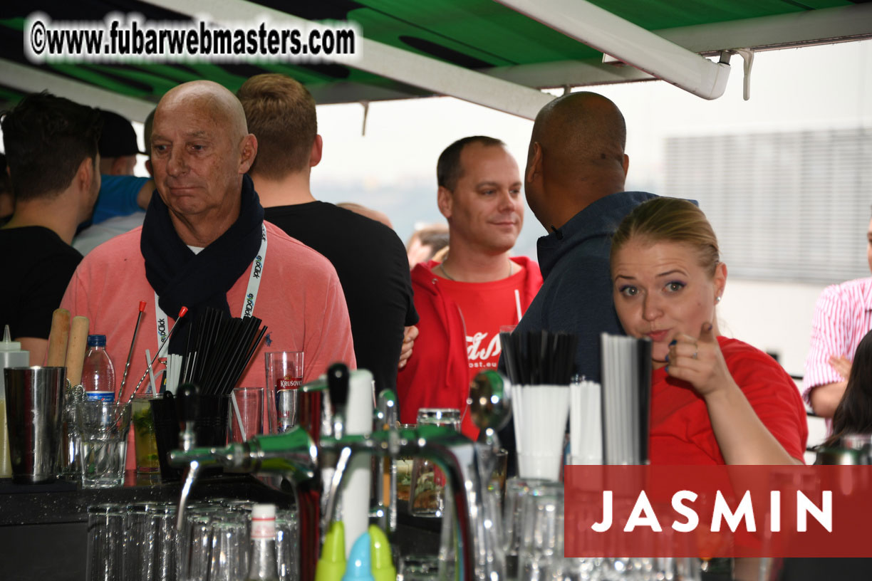 MojoCDN Early Bird Happy Hour