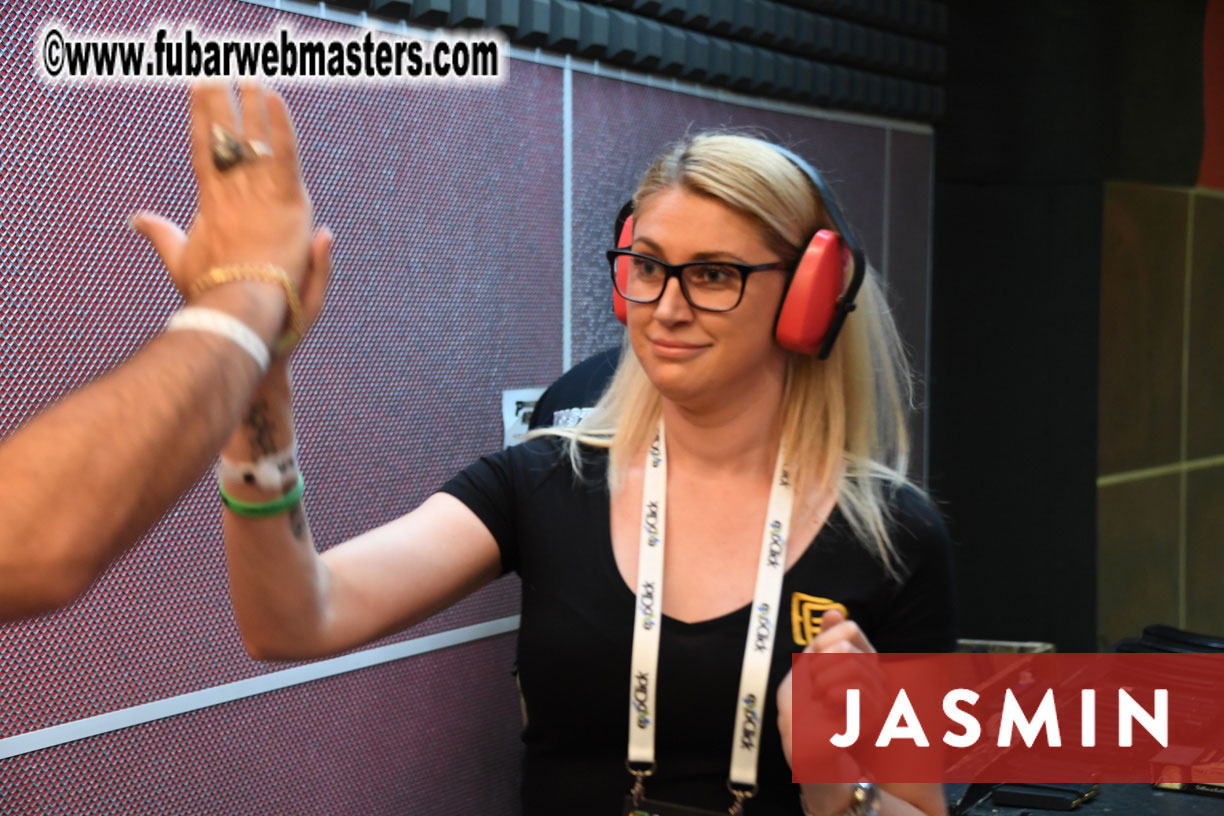  RoboMarkets Gun Shooting Range