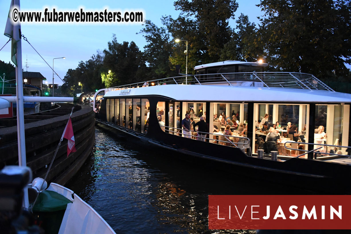 NewMediaServices - Flirt4Free River Cruise