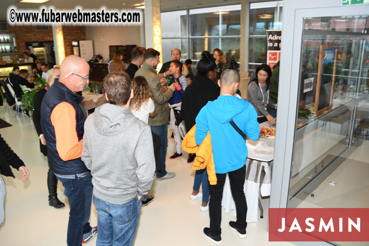 Commercegate Indoor Skydiving