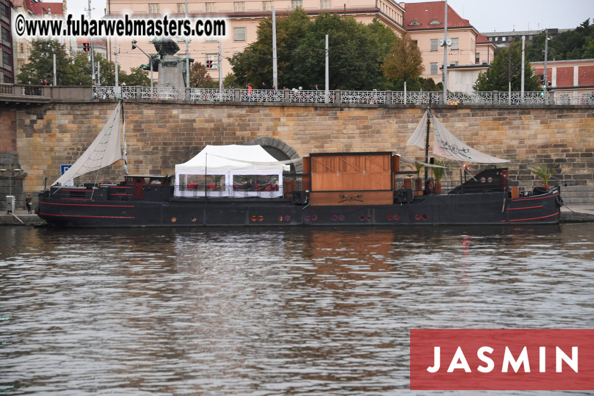 SMS Cams/Flirt4Free River Cruise