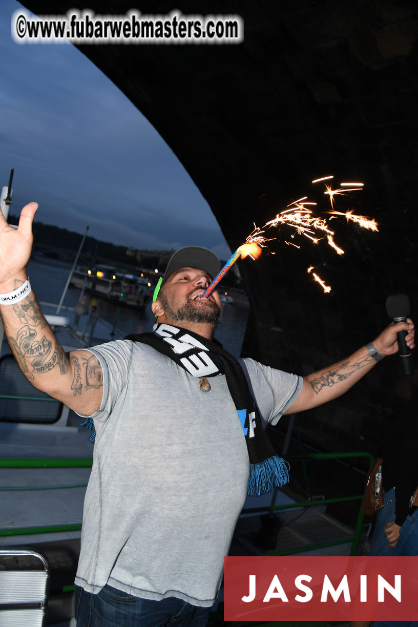 SMS Cams/Flirt4Free River Cruise