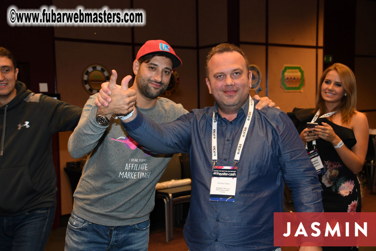 Maxpay Texas Holdem Poker Tournament