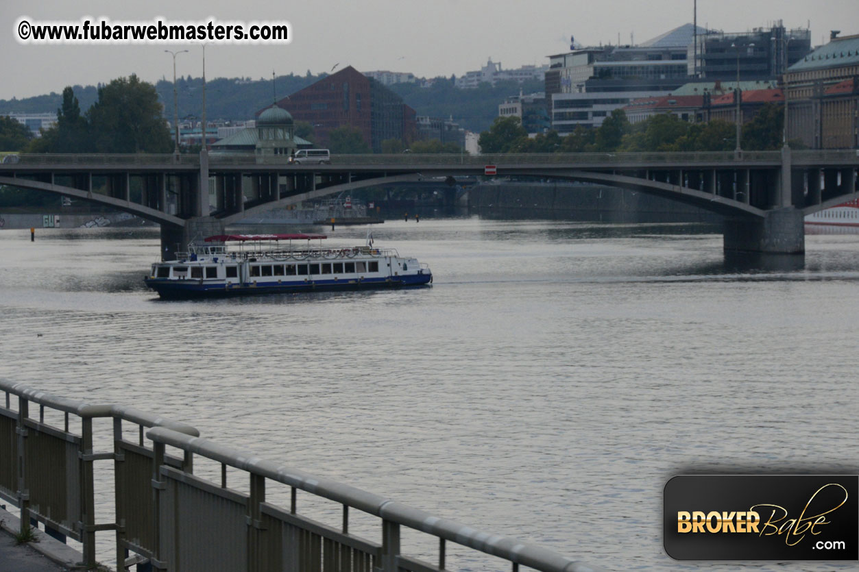 IN-VAS Indoor Skydiving