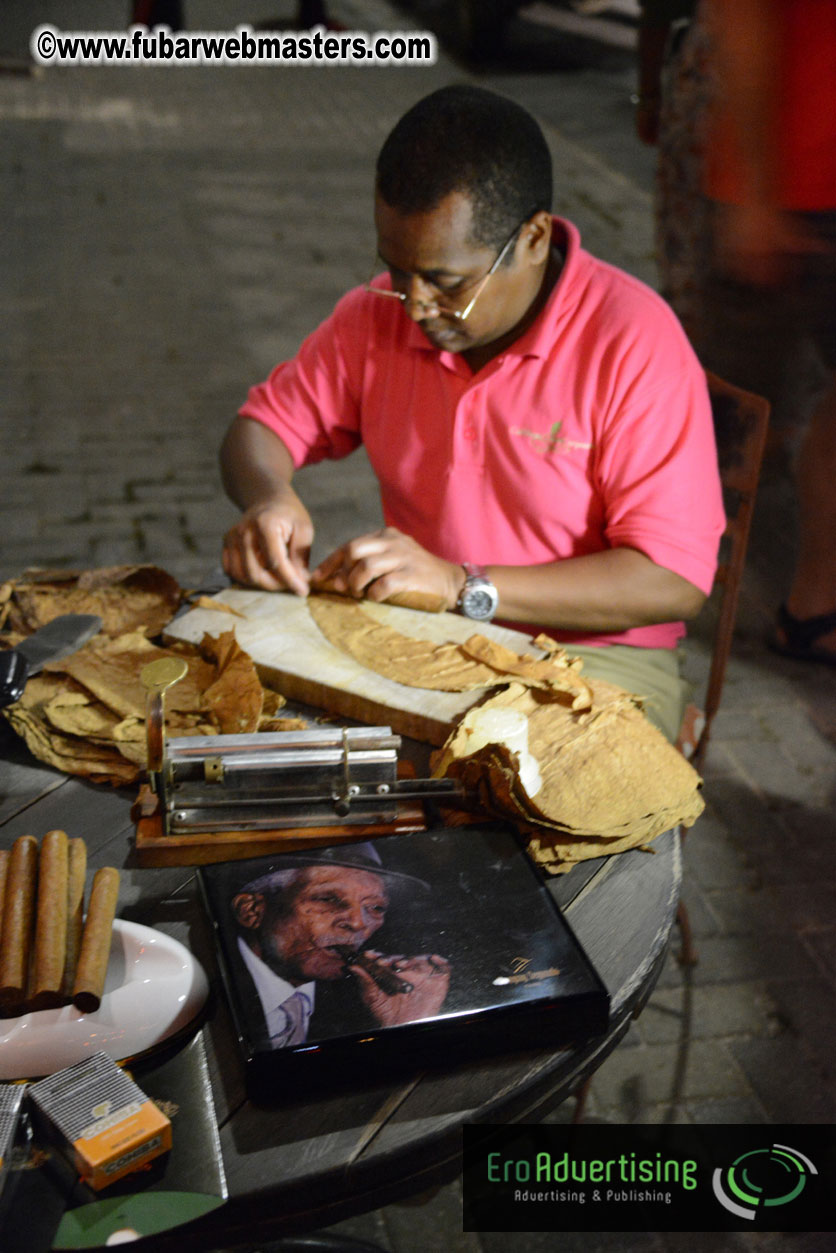 Reporo Party at the Mundo Bizarro