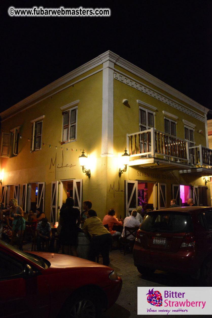 Reporo Party at the Mundo Bizarro