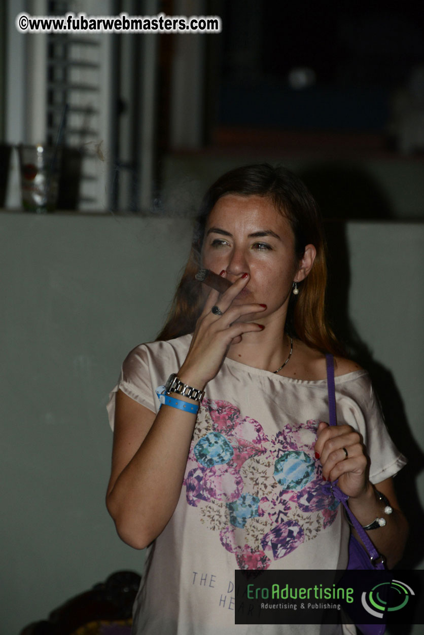 Reporo Party at the Mundo Bizarro