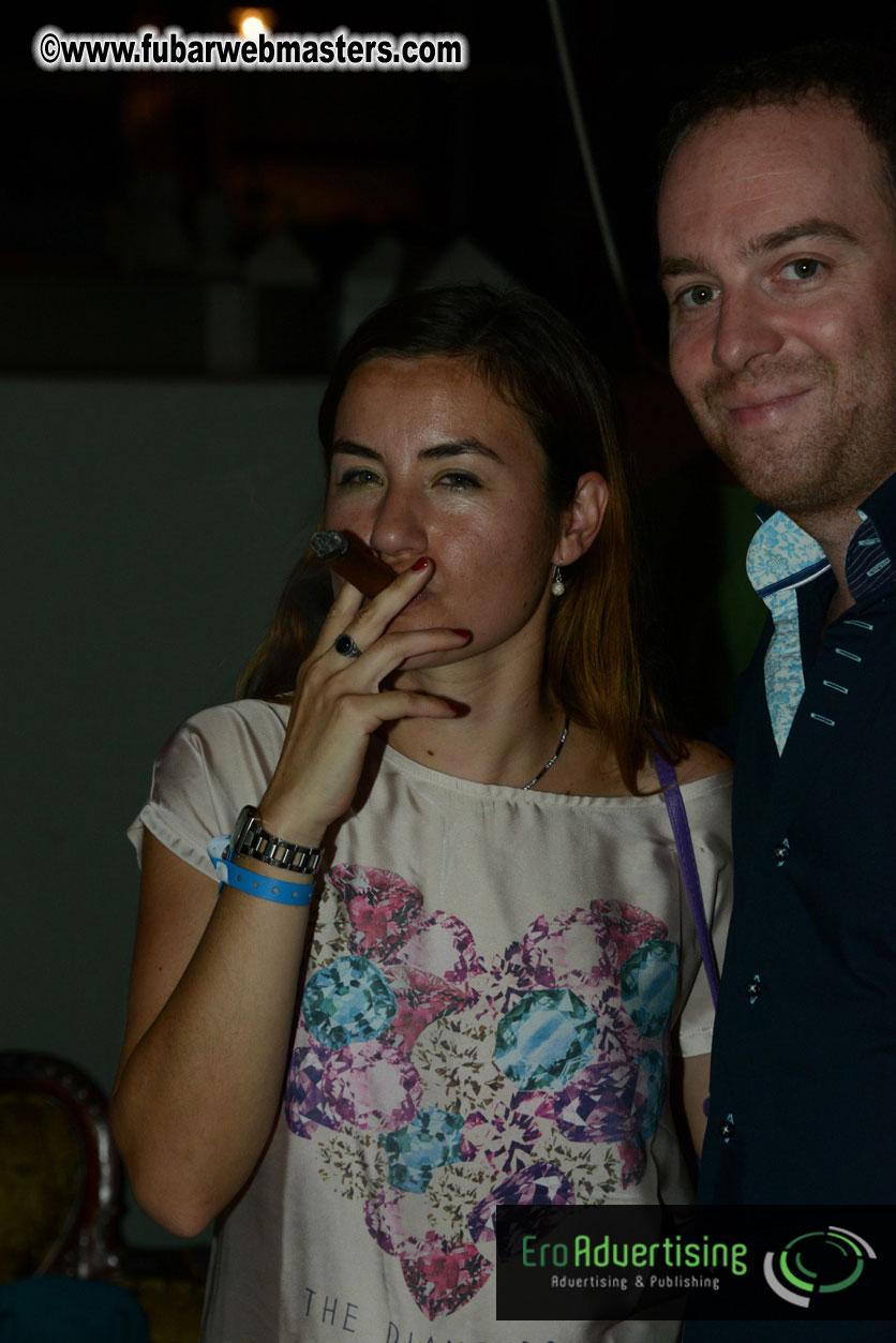 Reporo Party at the Mundo Bizarro