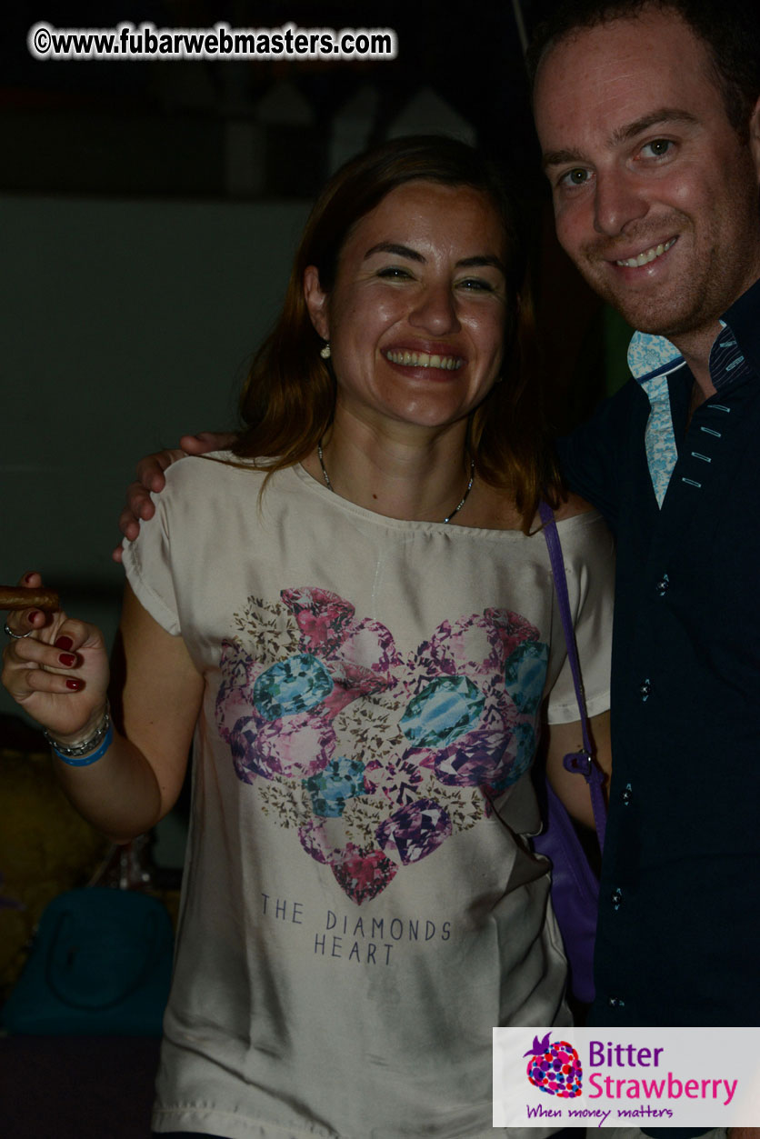 Reporo Party at the Mundo Bizarro