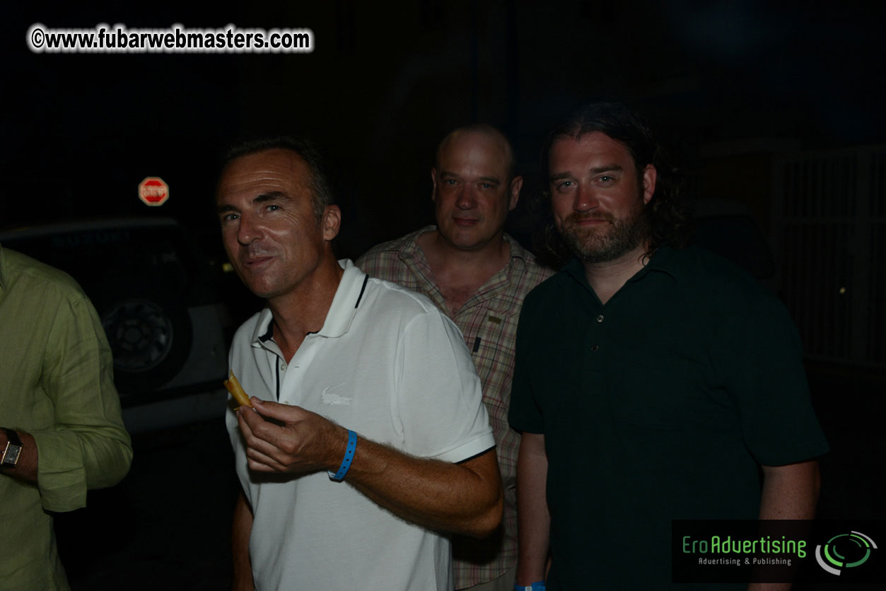 Reporo Party at the Mundo Bizarro