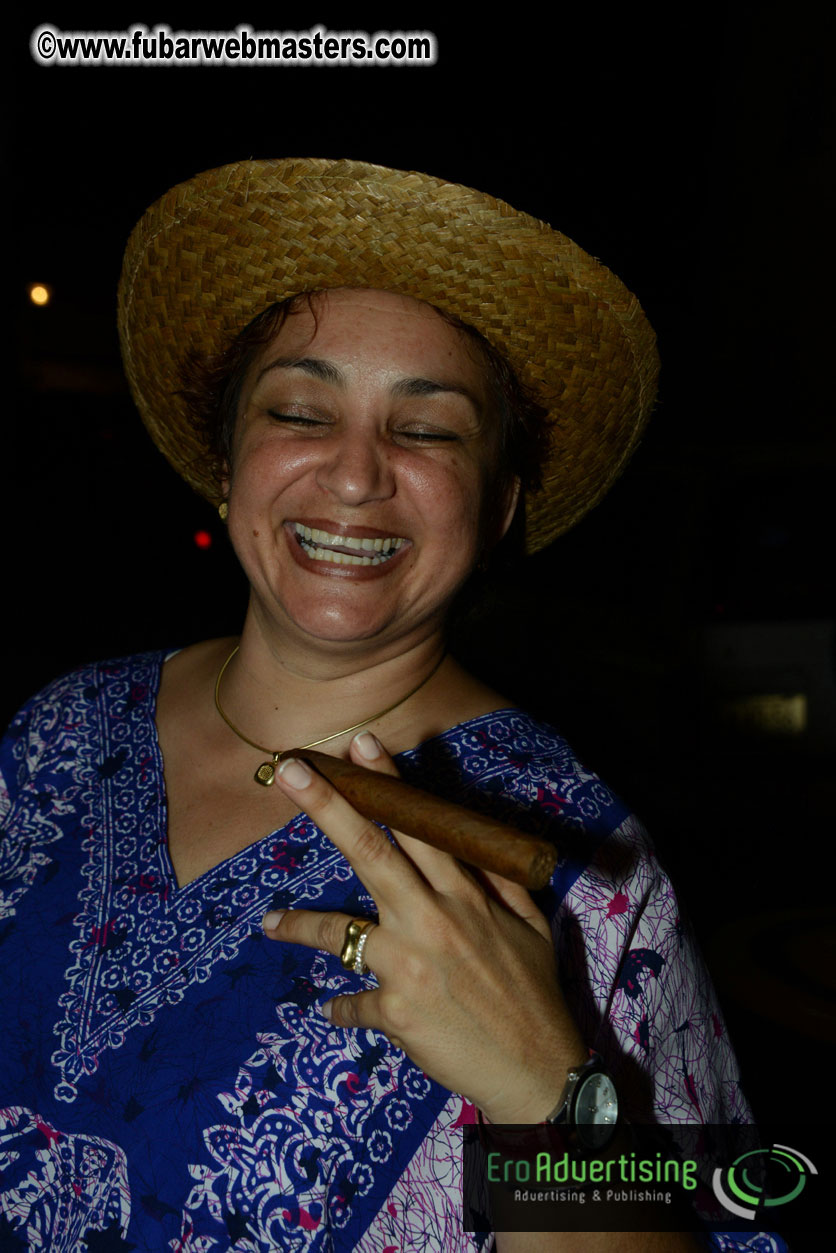 Reporo Party at the Mundo Bizarro