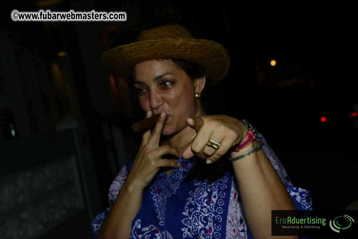 Reporo Party at the Mundo Bizarro