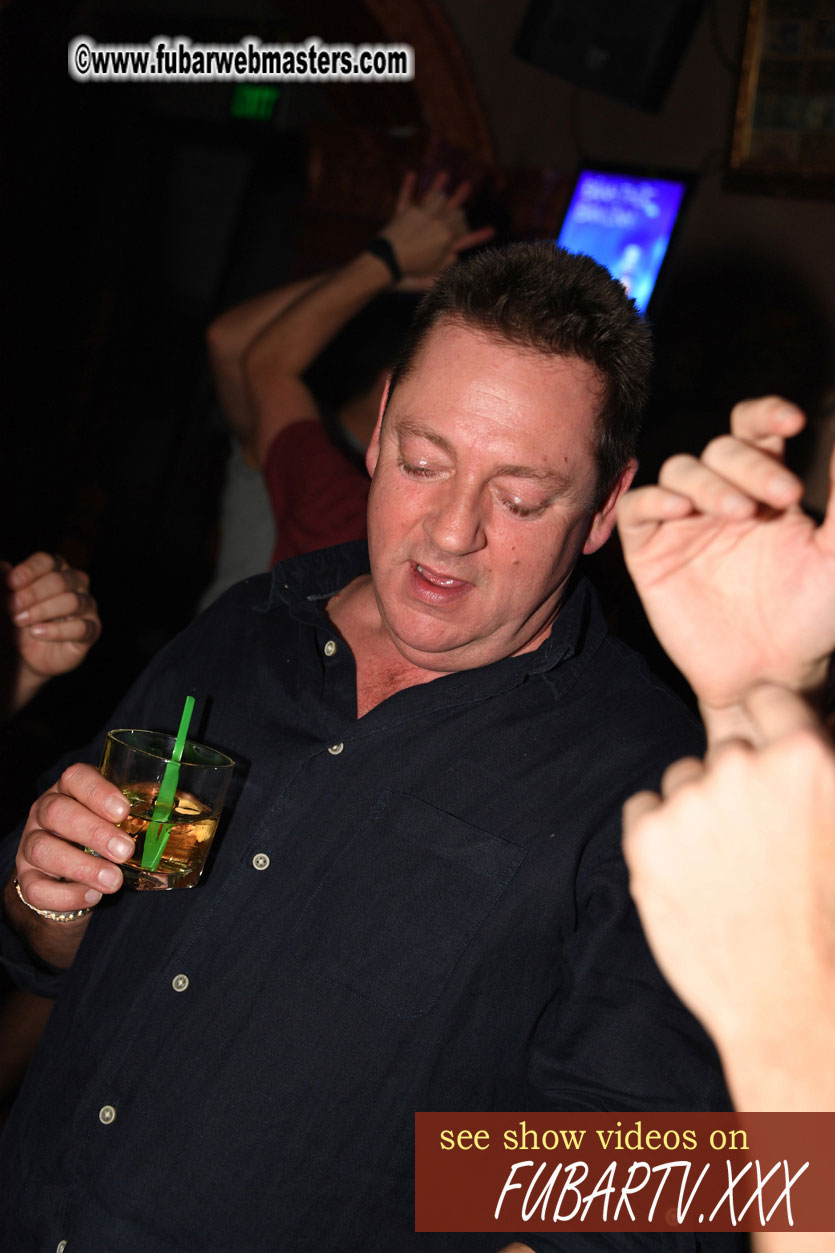 Toms Bar - beware of pickpockets