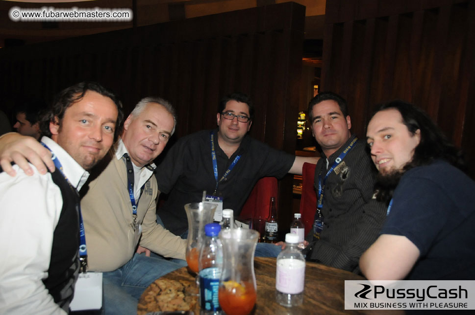 Suite Parties and Round Bar