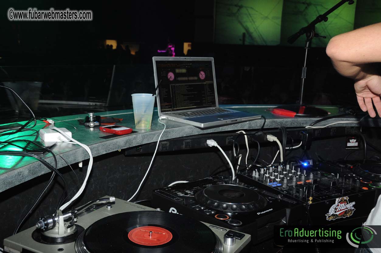 GFY.com ?Çô10 Years Anniversary Party + Miss Freeo