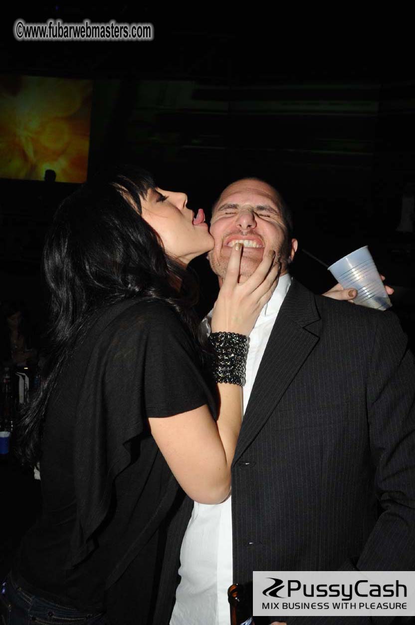 GFY.com ?Çô10 Years Anniversary Party + Miss Freeo