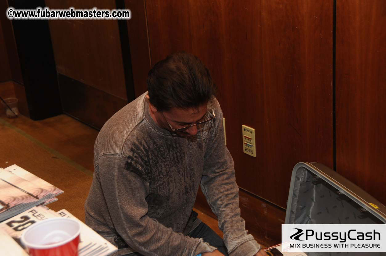 AWEmpire Meet Market 