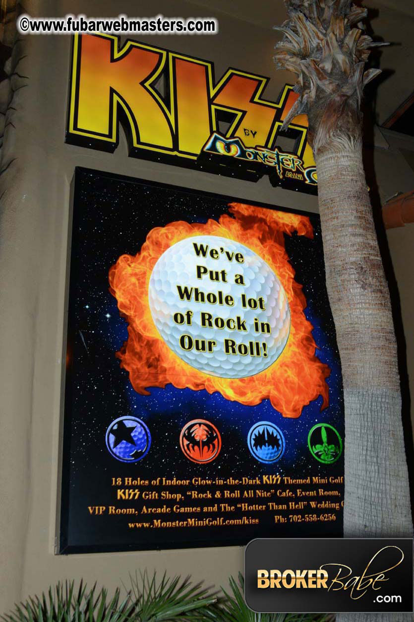 Mr Skin?ÇÖs Mini Golf