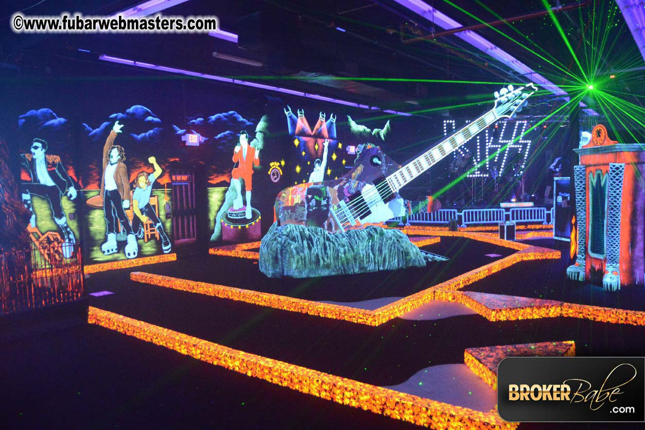 Mr Skin?ÇÖs Mini Golf