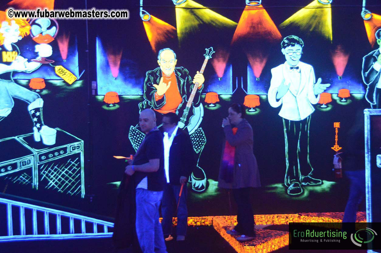 Mr Skin?ÇÖs Mini Golf