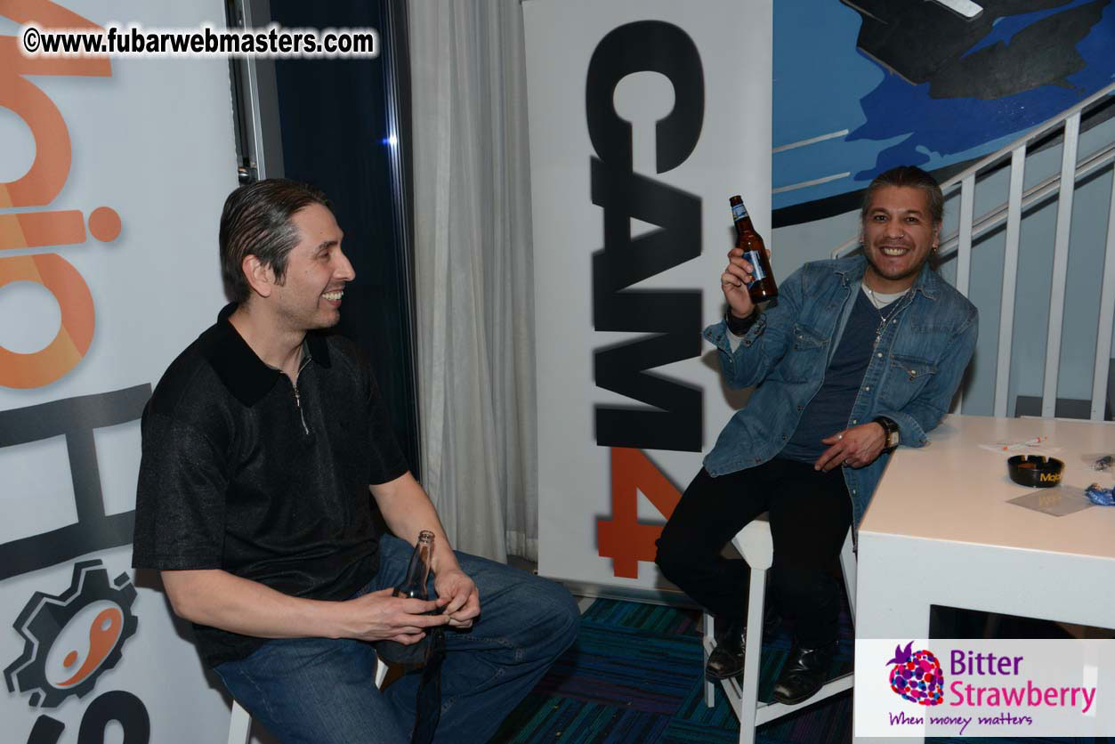 MojoHost Suite party - day2