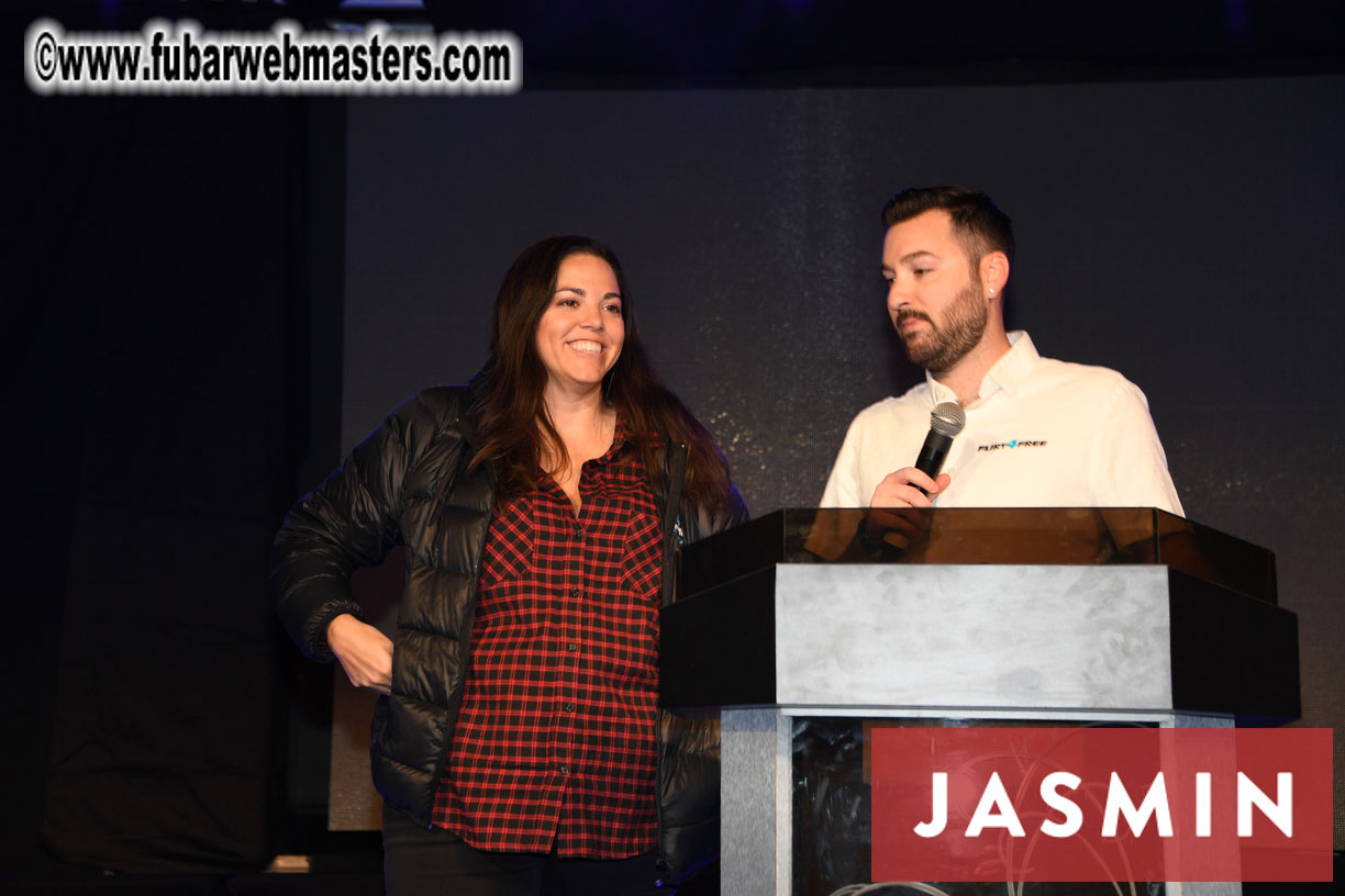 GayVN Keynote featuring Davey Wavey 
