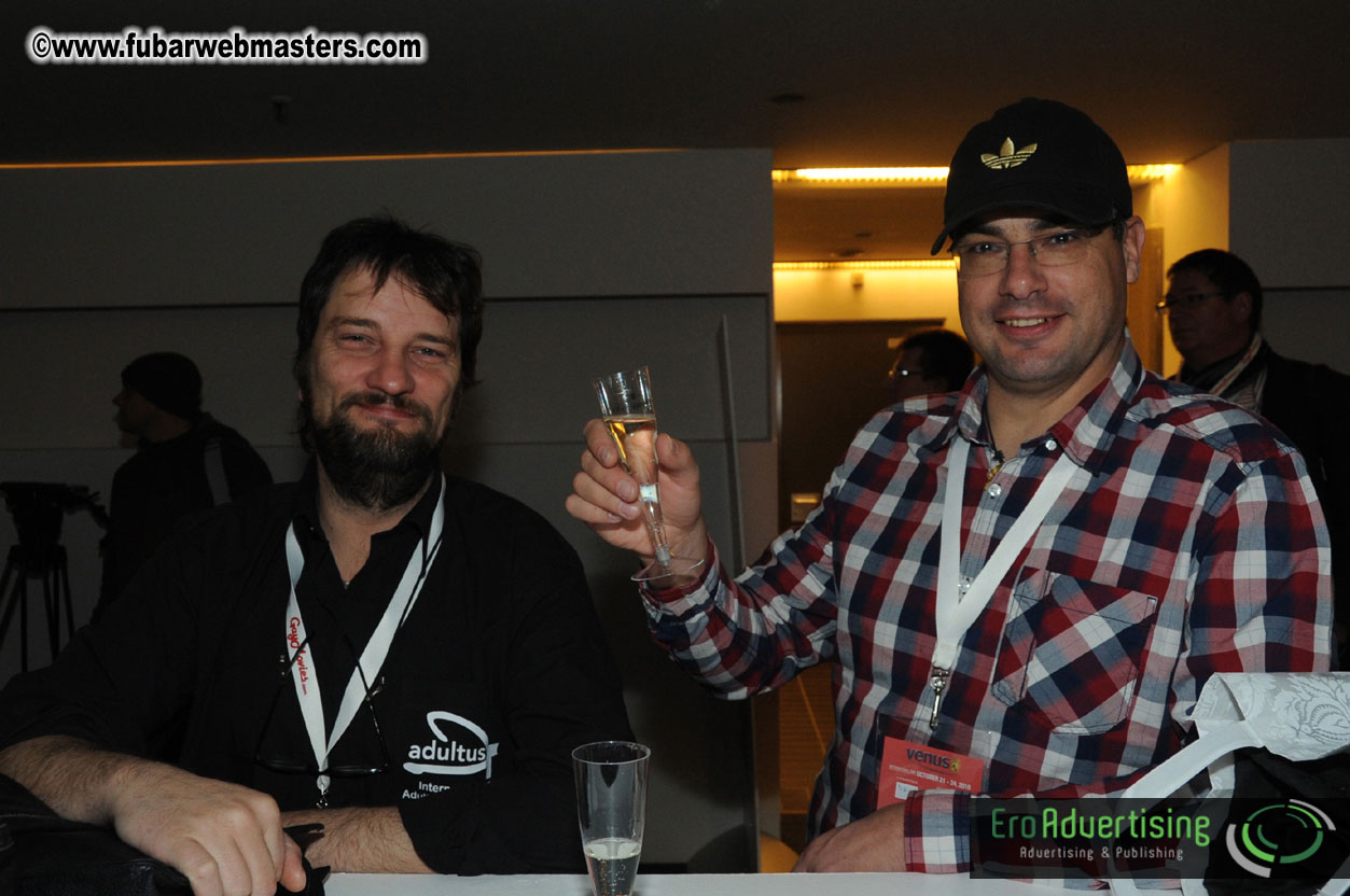 14.Venus showfloor Day 1