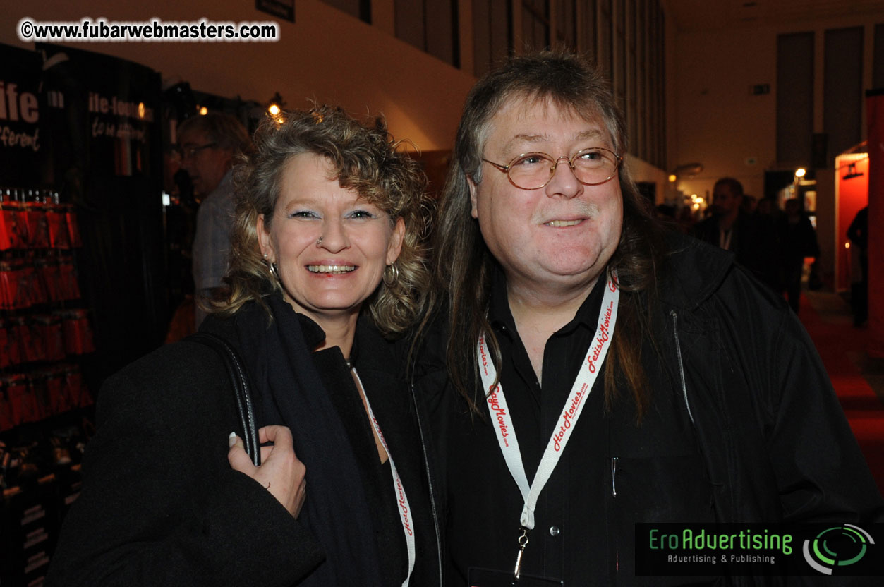 14.Venus showfloor Day 1