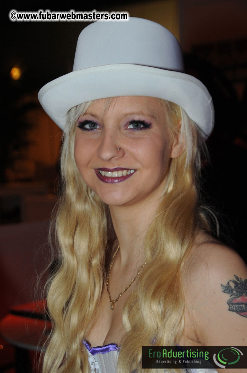 14.Venus showfloor Day 2