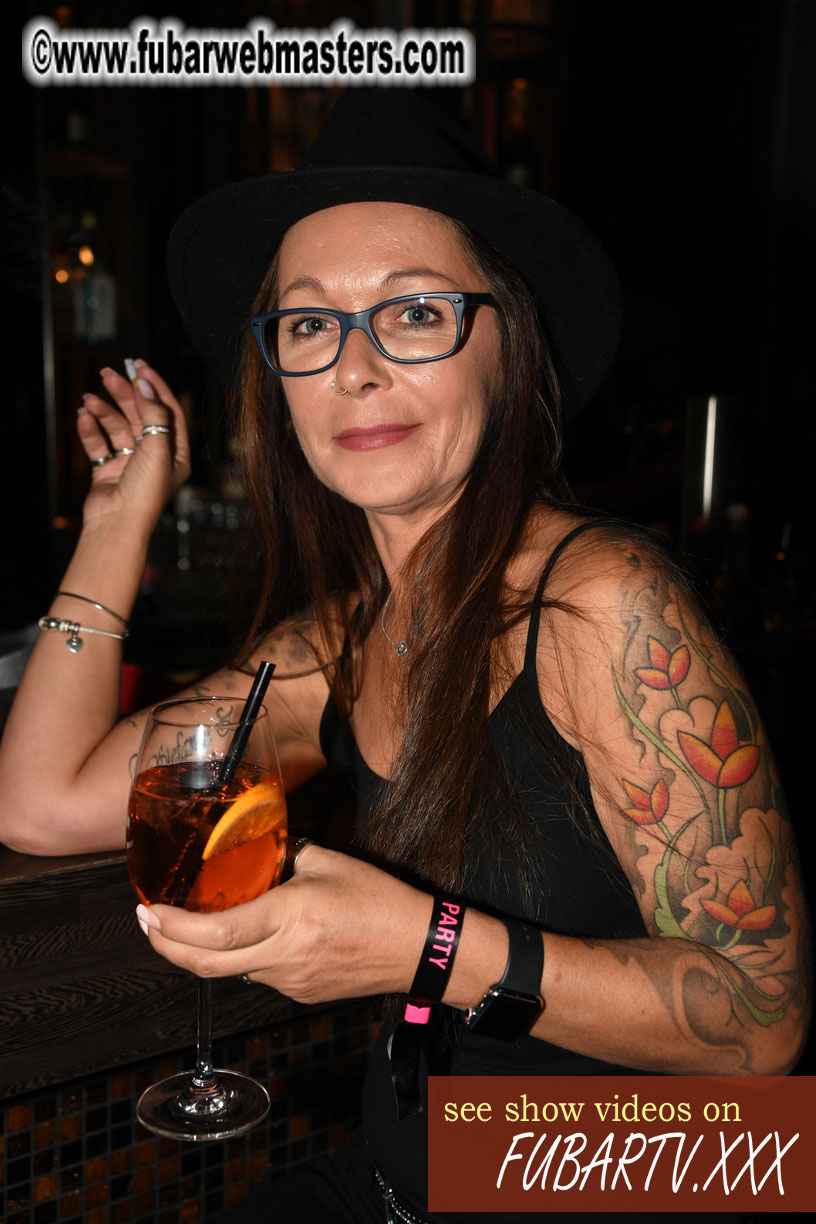 VIP Experience at Puro