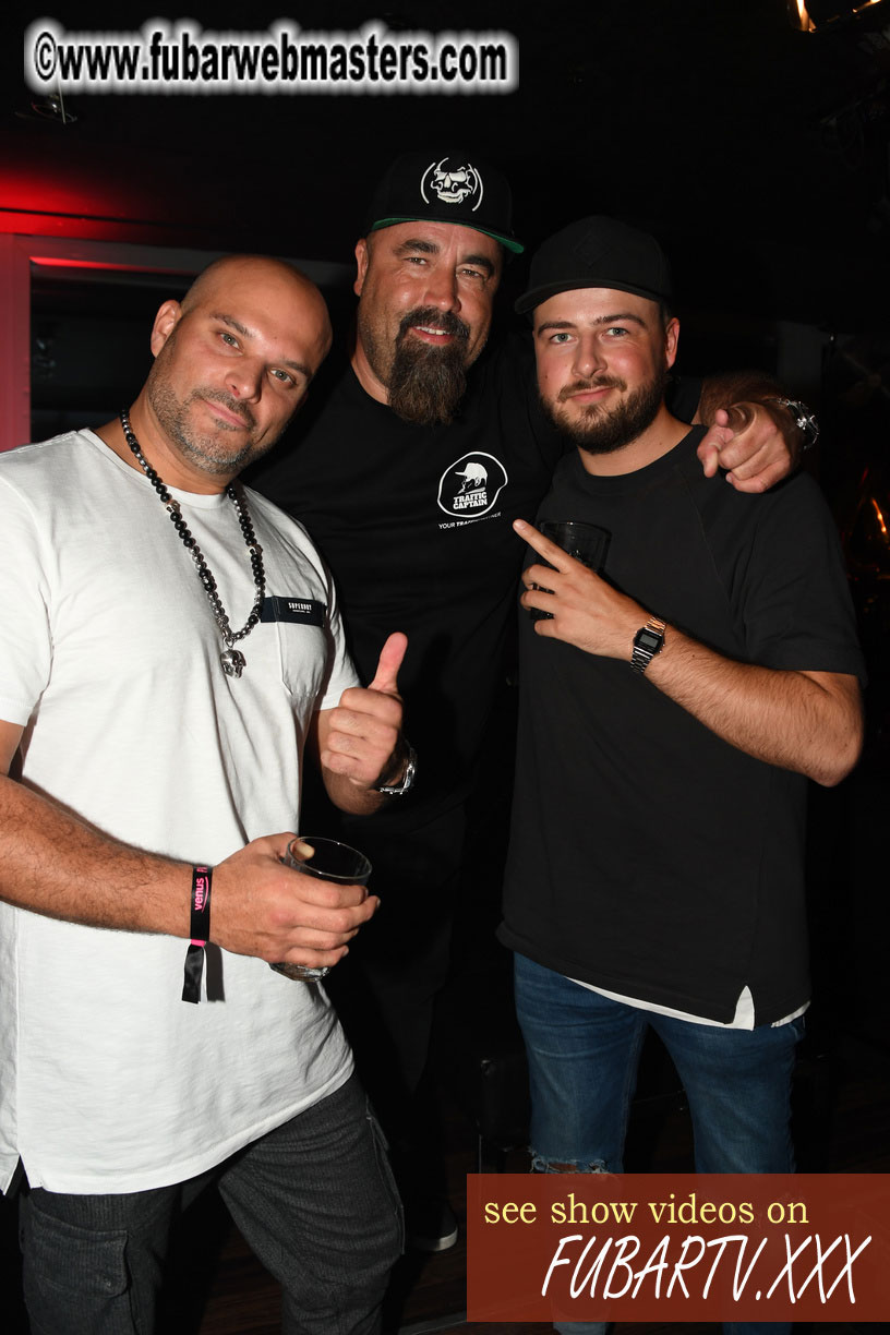 VIP Experience at Puro