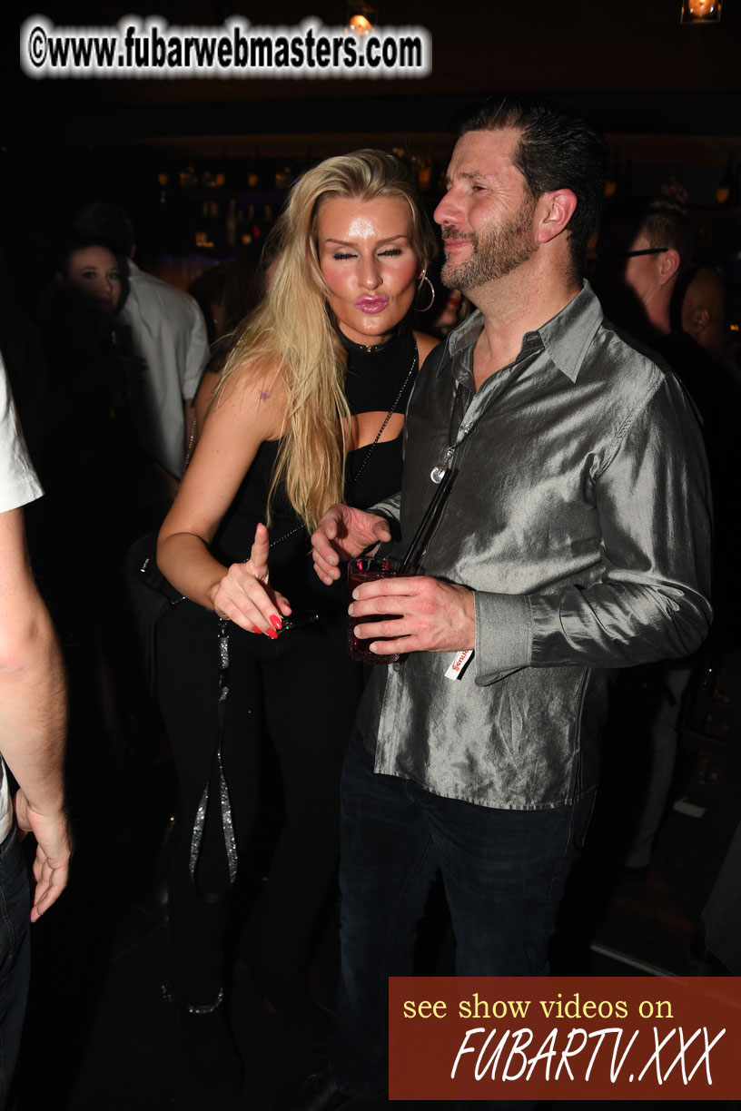 VIP Experience at Puro