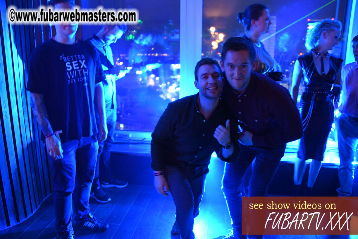 VIP Experience at Puro