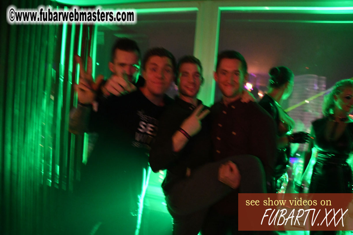 VIP Experience at Puro