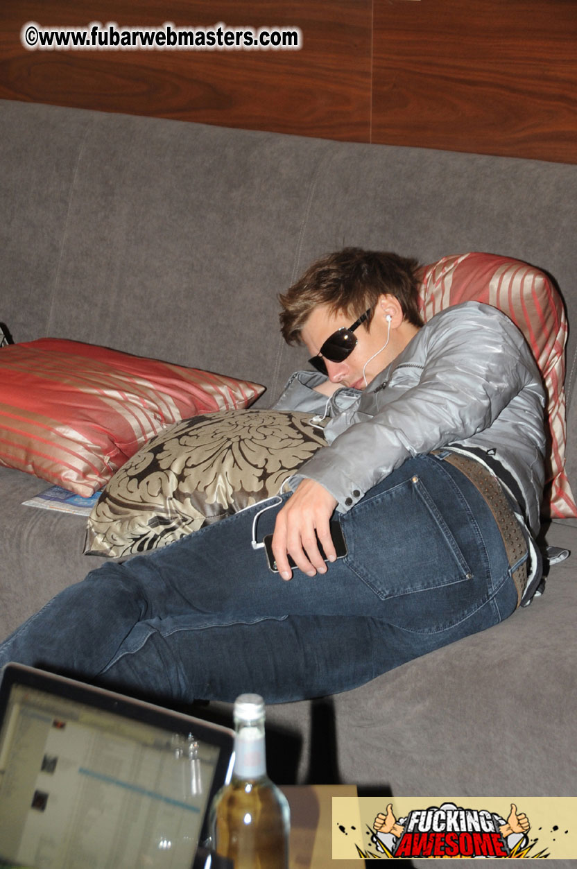 Hotel & Registration