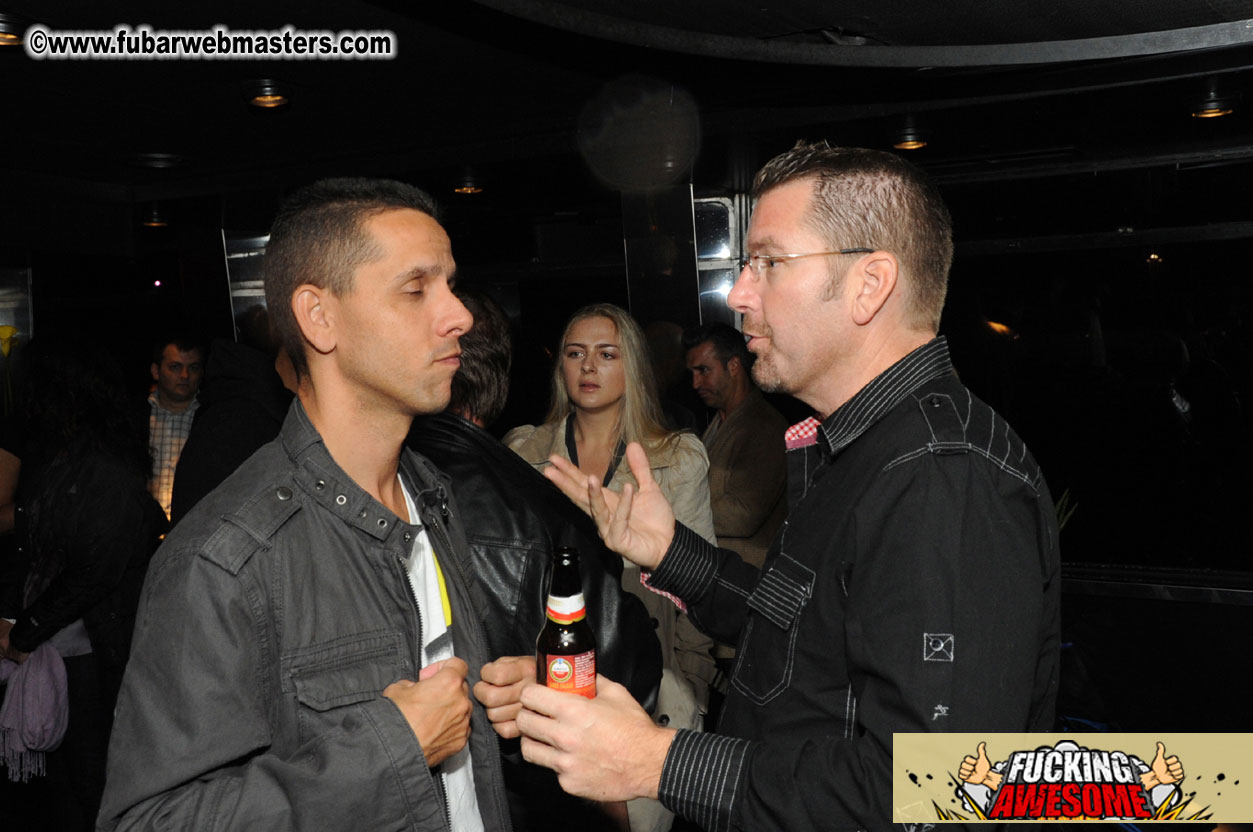 AWM Dinner Boat Cruise