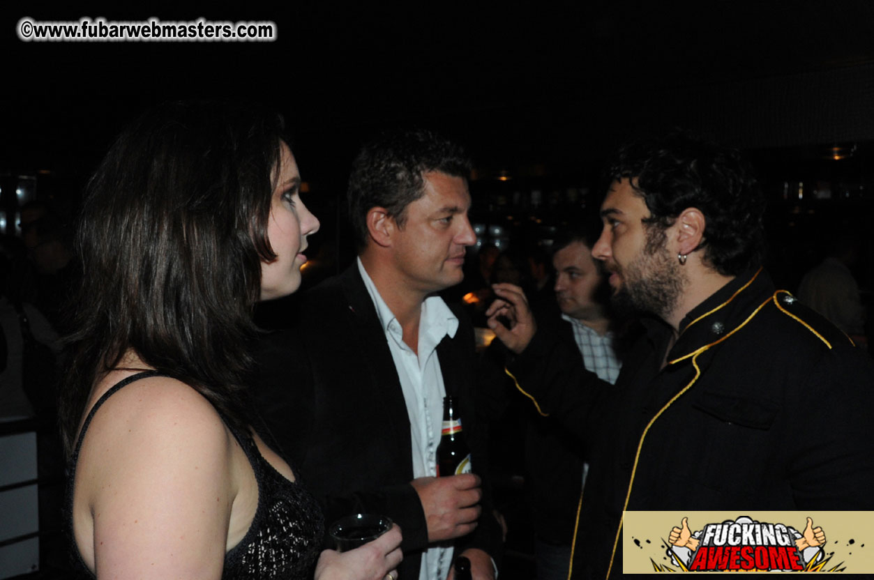 AWM Dinner Boat Cruise