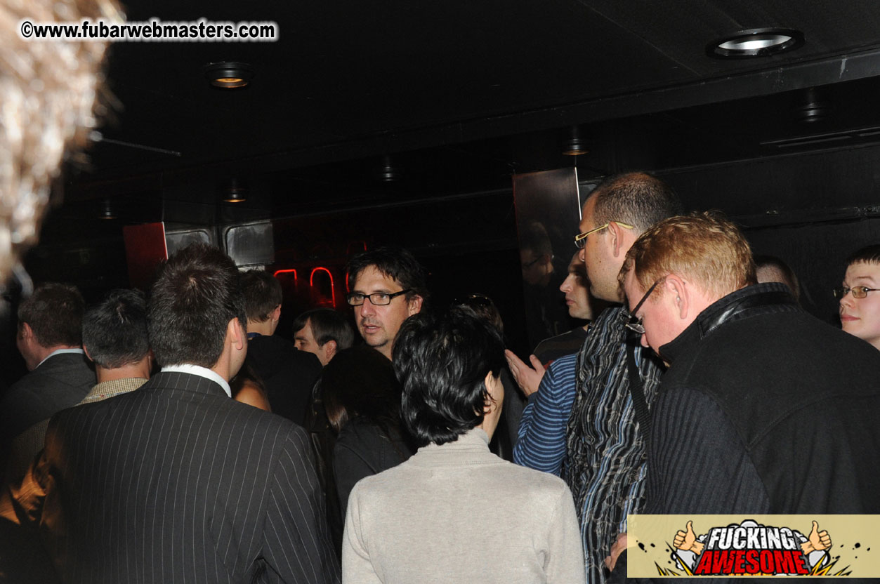 AWM Dinner Boat Cruise