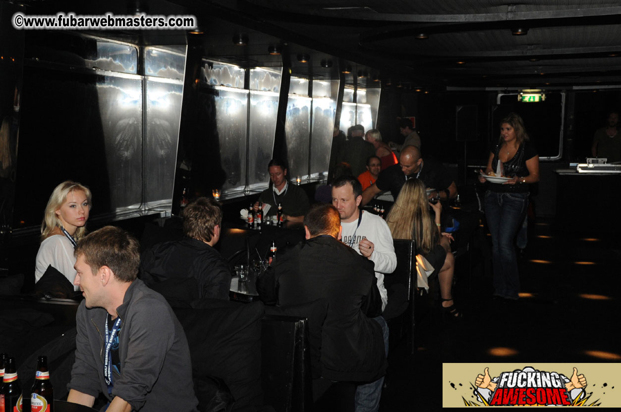 AWM Dinner Boat Cruise