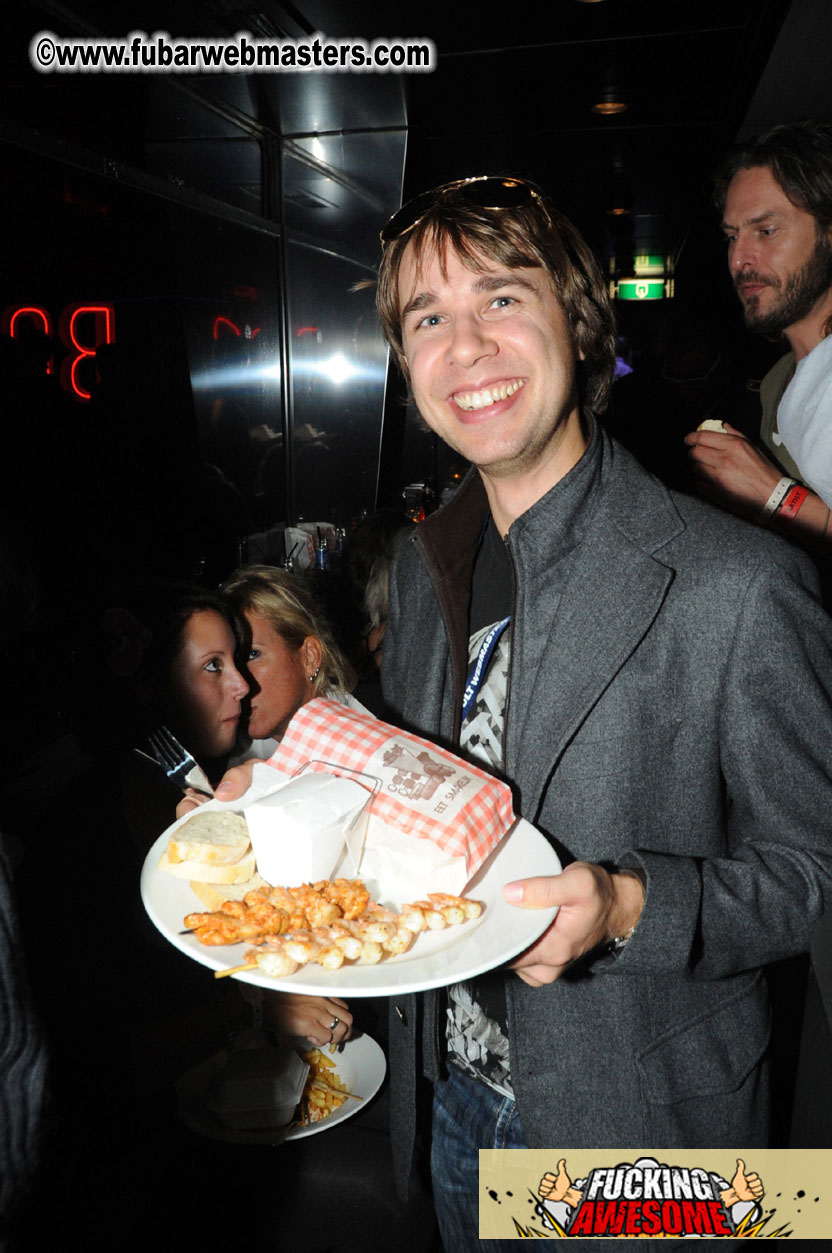 AWM Dinner Boat Cruise