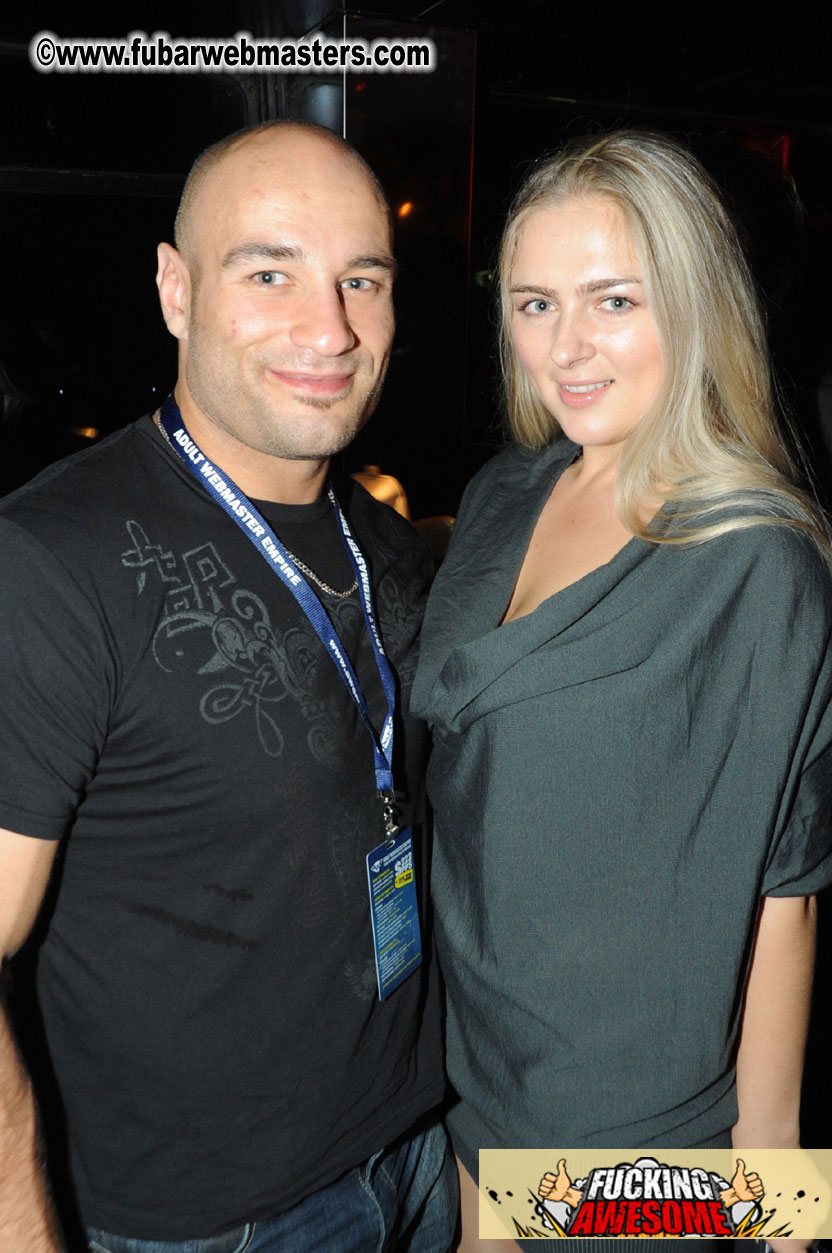 AWM Dinner Boat Cruise