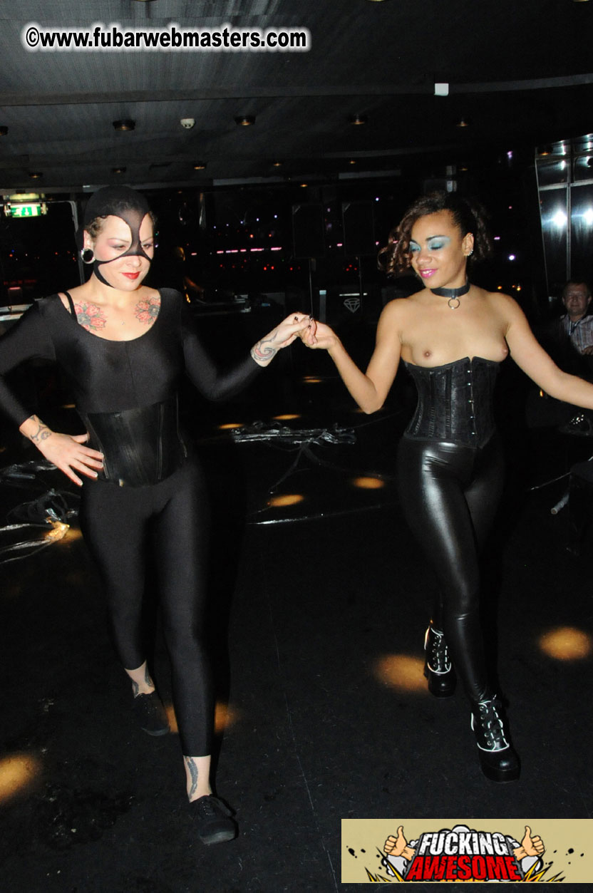 AWM Dinner Boat Cruise