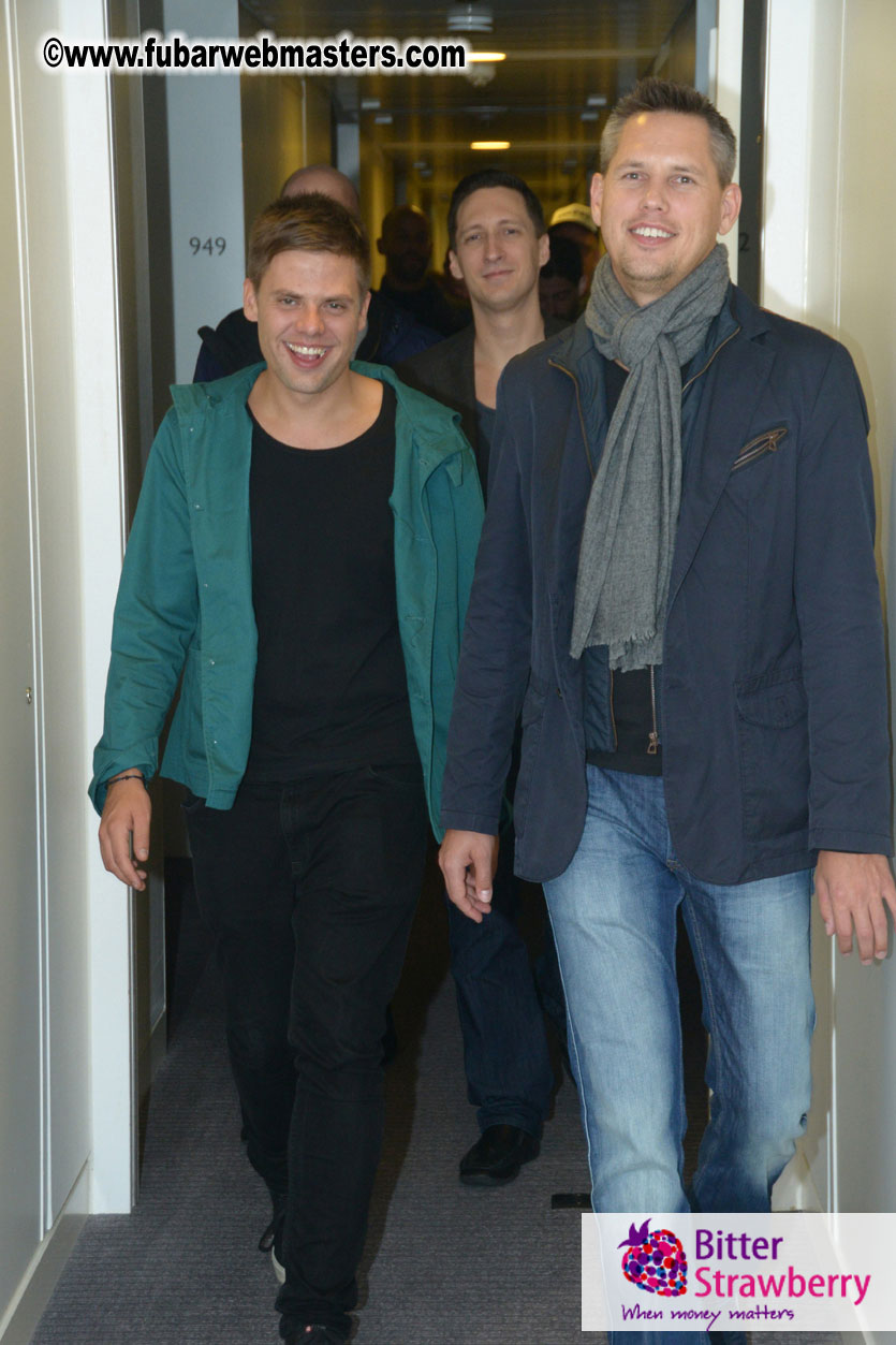 Bitter Strawberry Suite Party