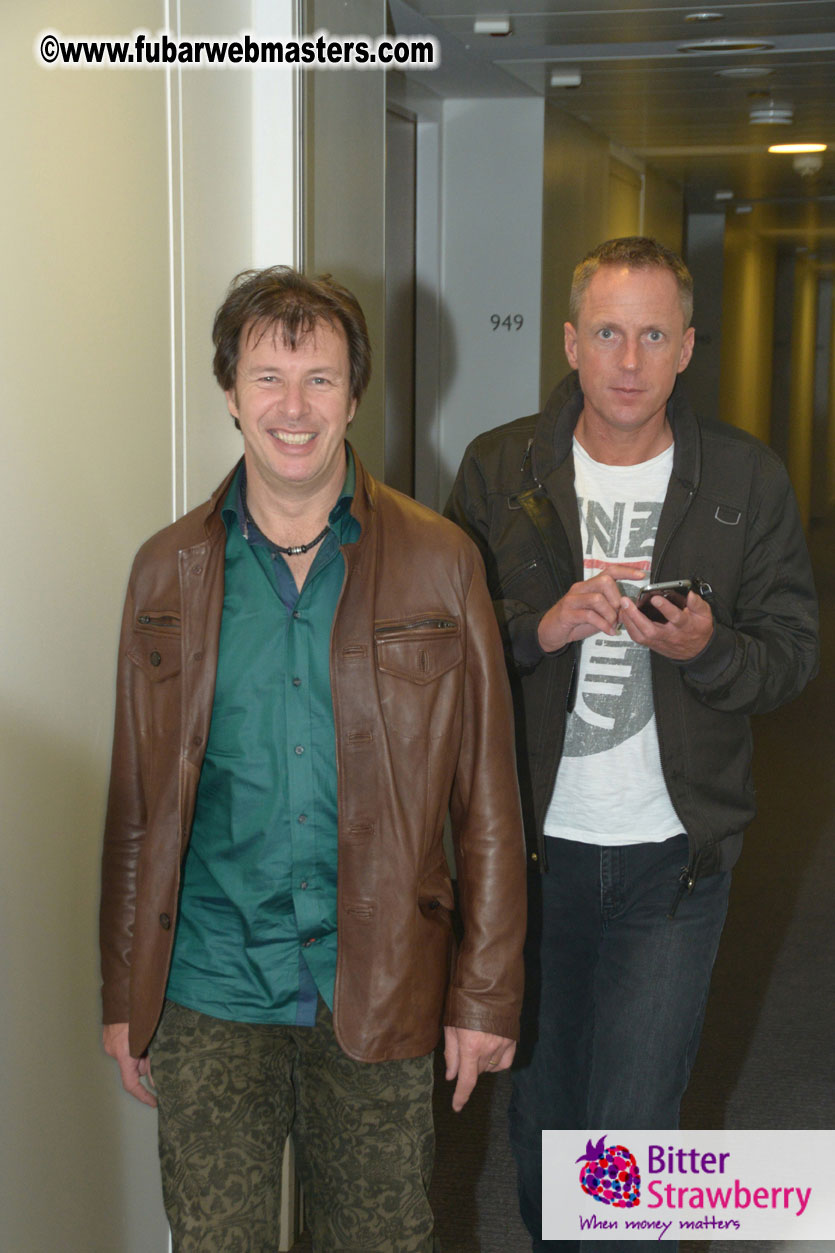 Bitter Strawberry Suite Party