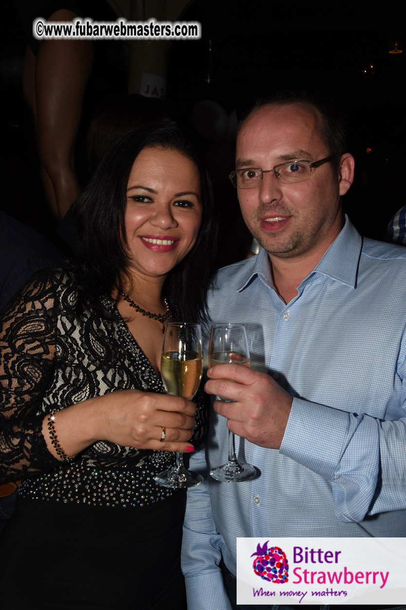 Jasmin White Mascarade