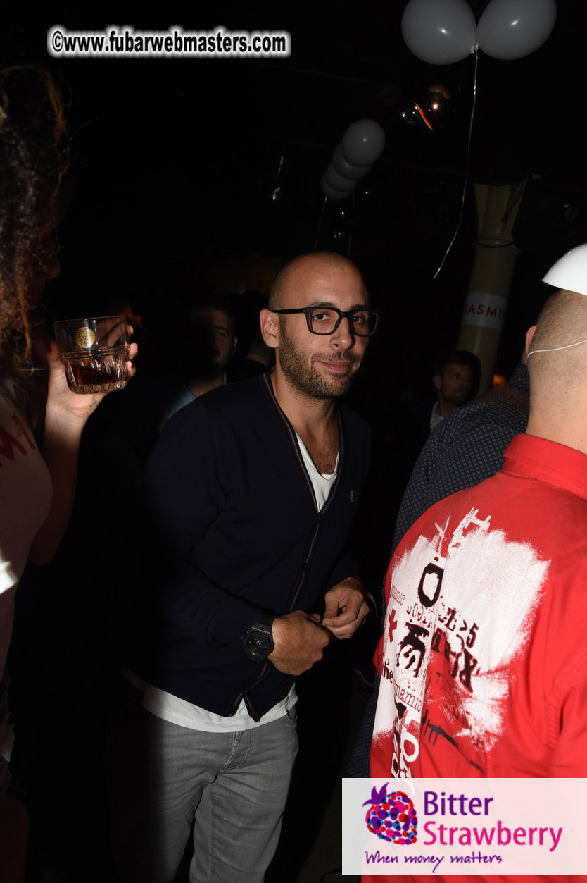 Jasmin White Mascarade