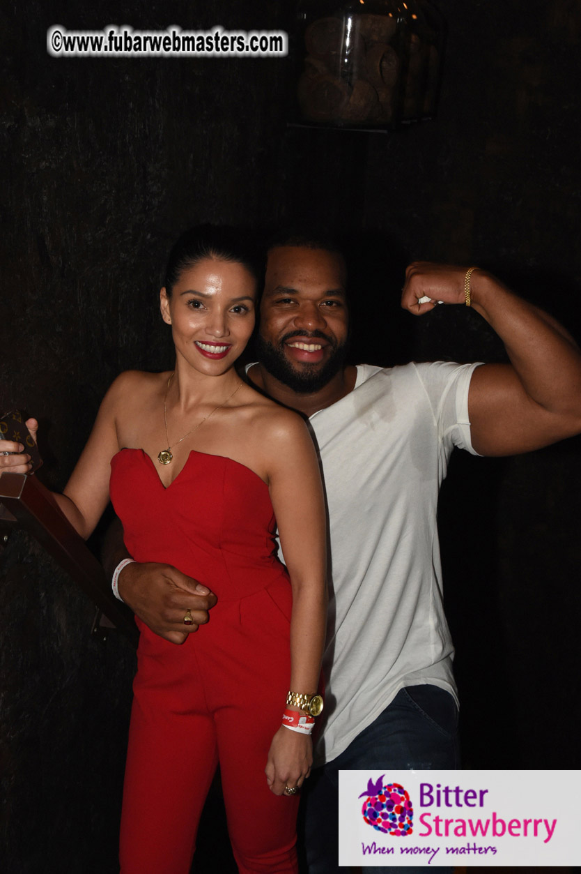 Jasmin White Mascarade