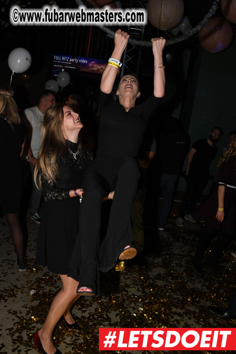 Full Ritz Party